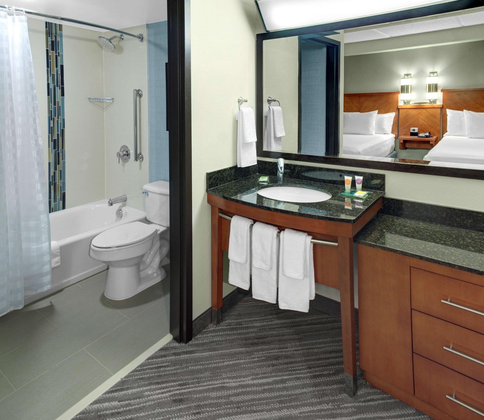 Hyatt Place Memphis Primacy Parkway Exterior photo